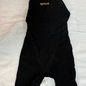 Arena powerskin carbon glide kneeskin